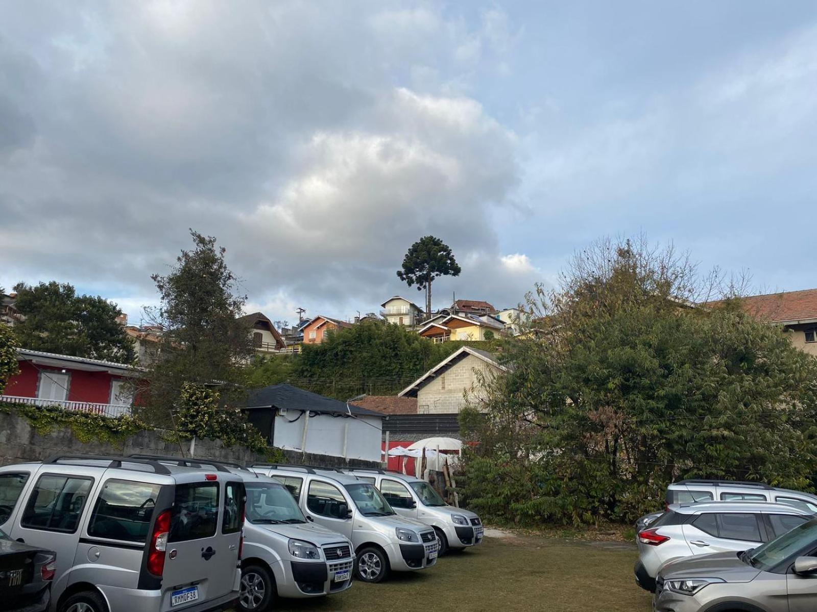 Pousada Vhl - Campos Do Jordao Bagian luar foto